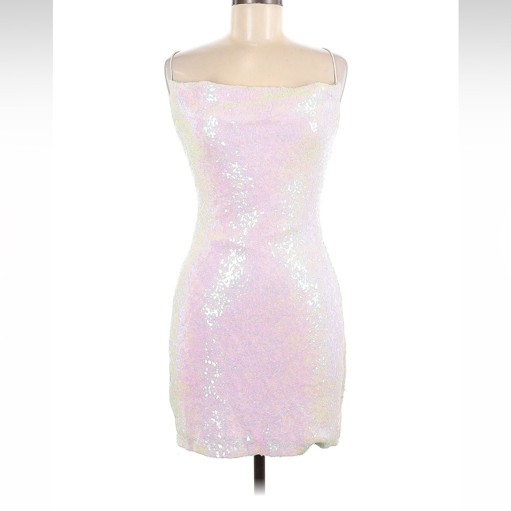 Pearl, iridescent white mini party dress. Sz L in Junior. Stunning 🤩